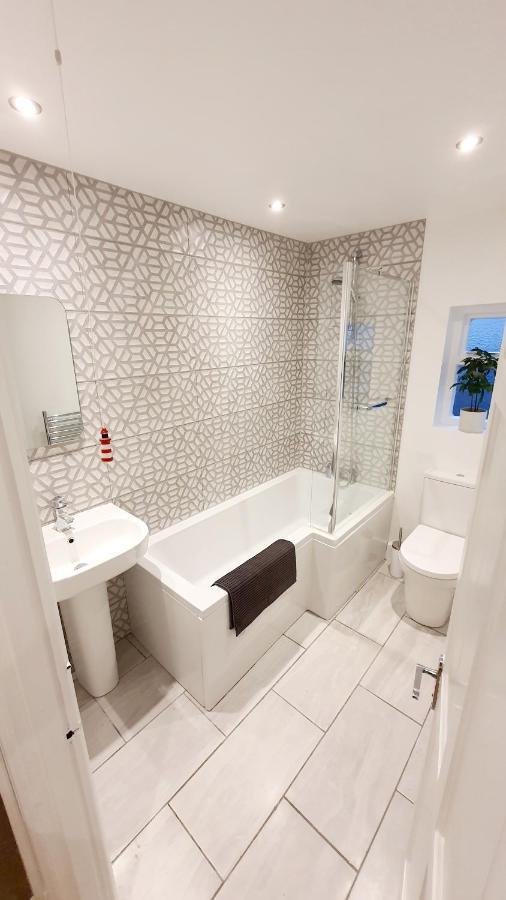 Lovely 2 Bedroom Period Garden Flat. Londra Exterior foto